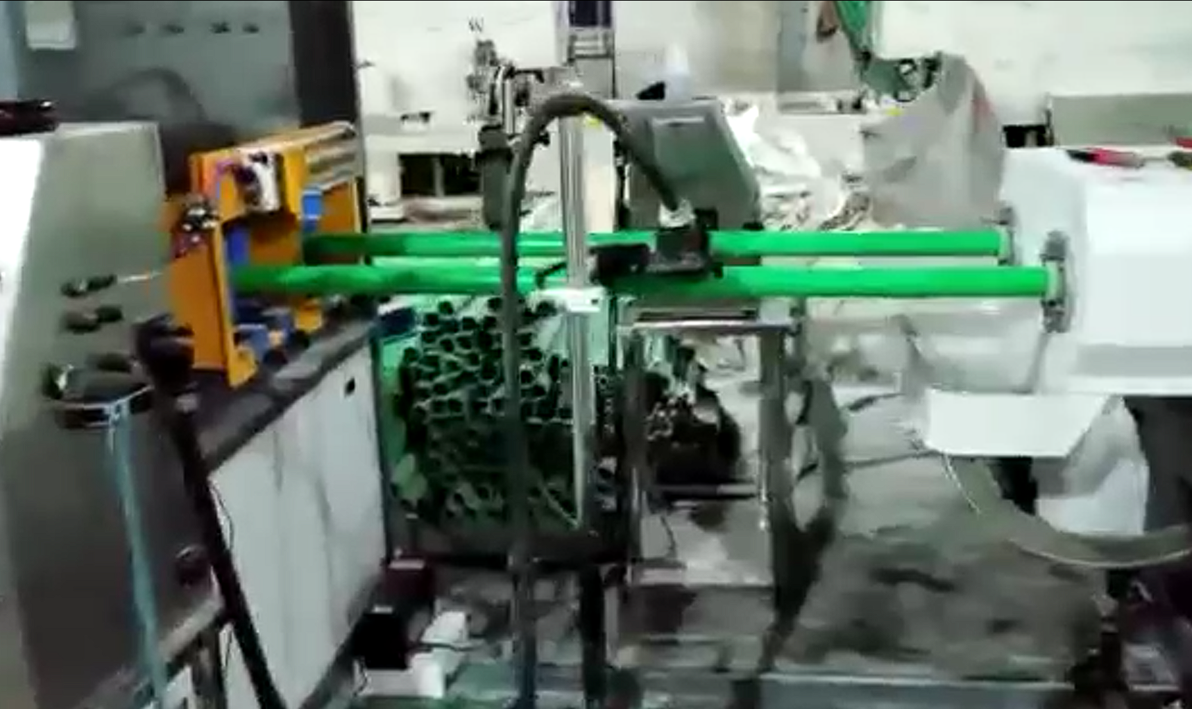 Línea de producción de extrusión de tubería de PVC de doble salida