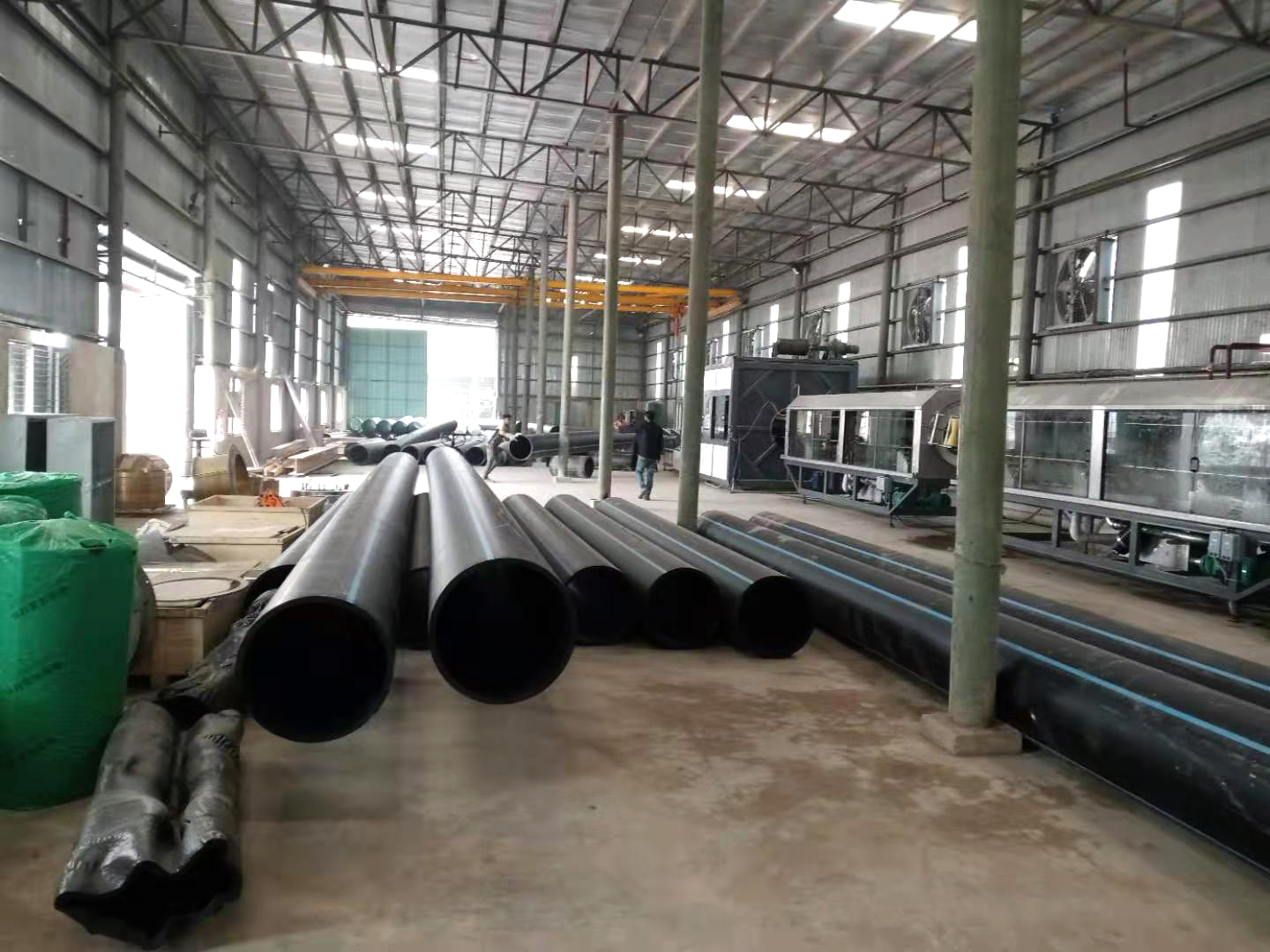 Extrusora de tubos de PE